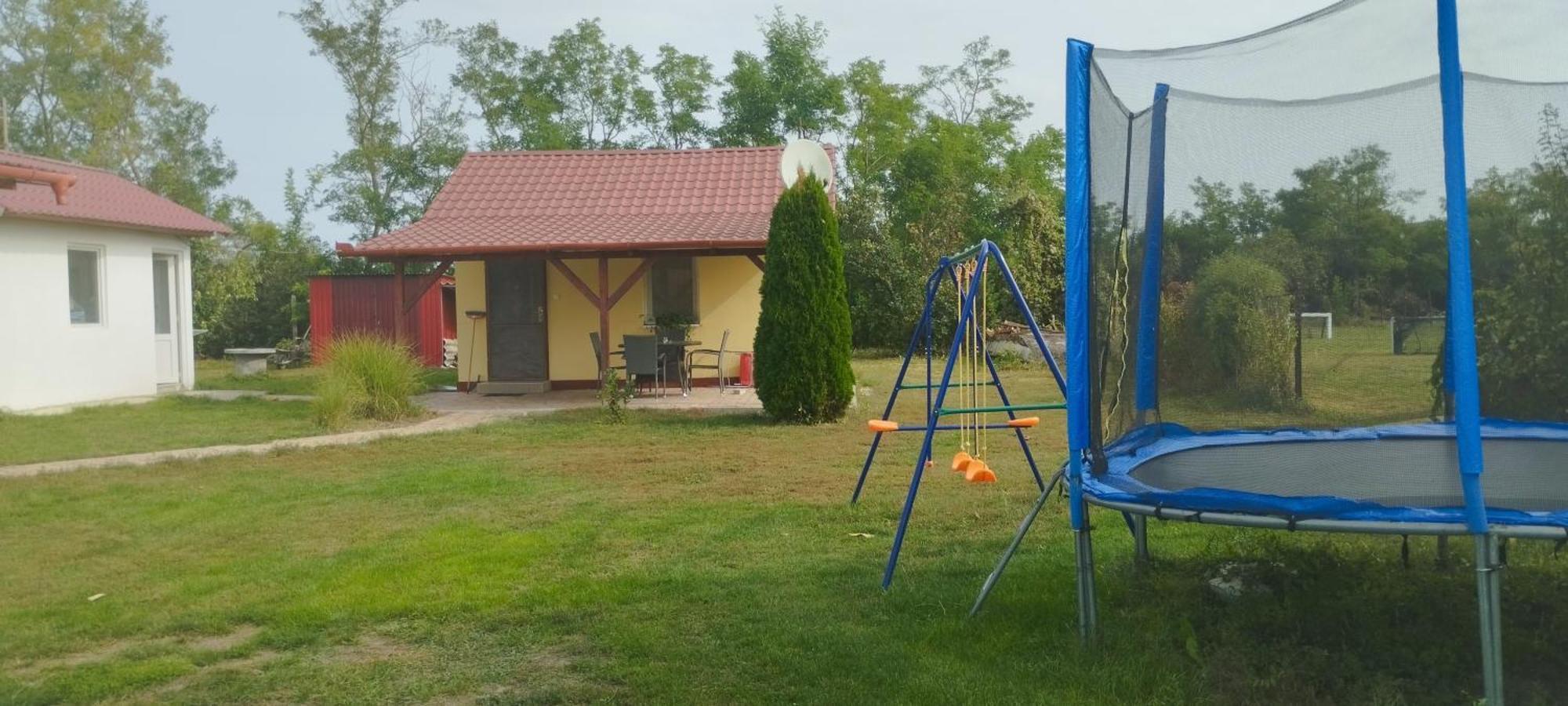 Rakoczi Vendeghaz Apartment Poroszlo Bagian luar foto