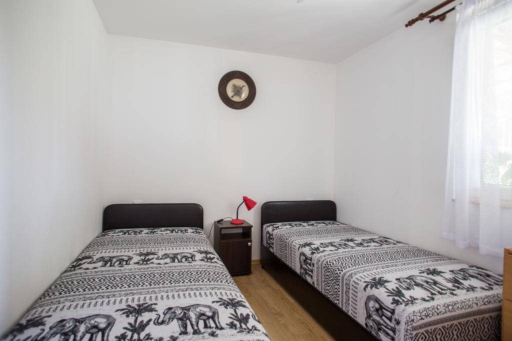 Rakoczi Vendeghaz Apartment Poroszlo Bagian luar foto